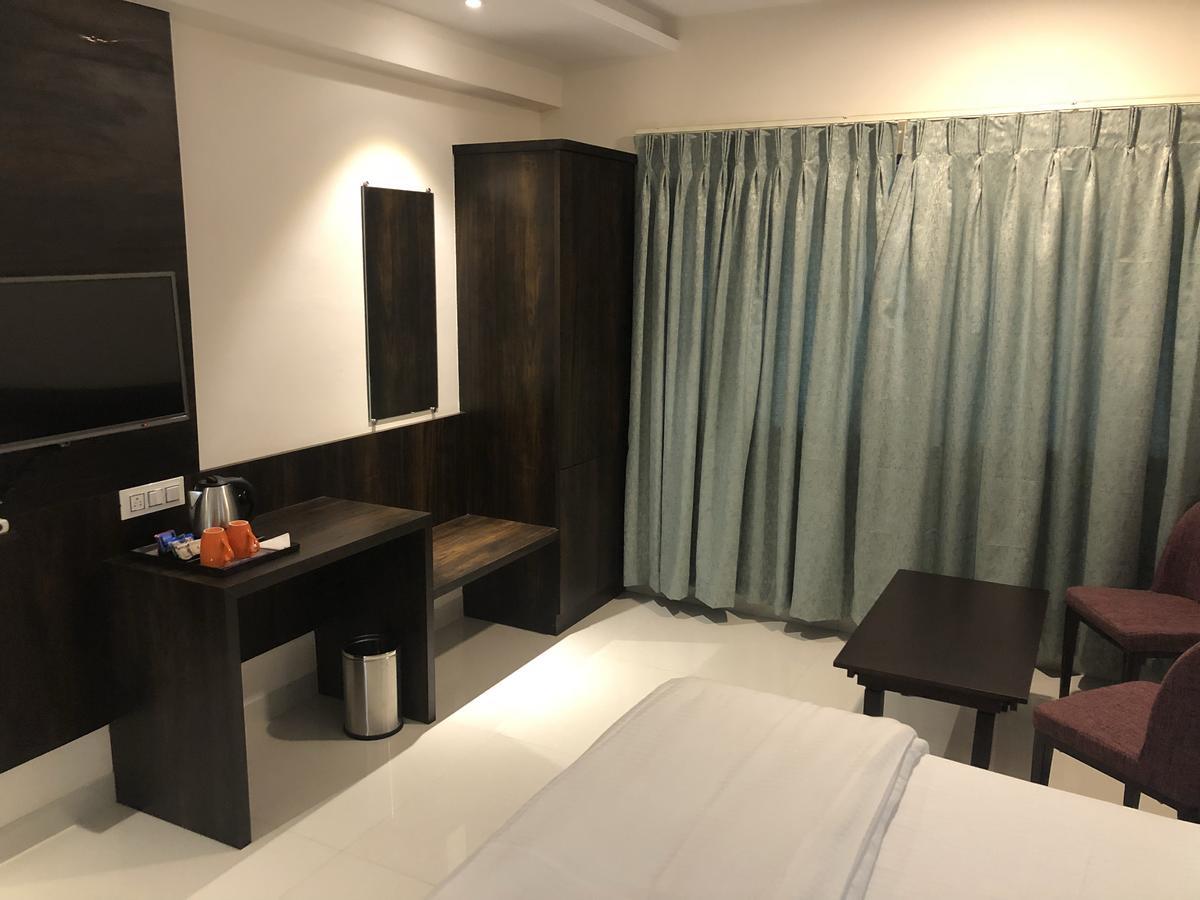 Kyriad Hotel Vijayapura By Othpl Bijapur  Ngoại thất bức ảnh