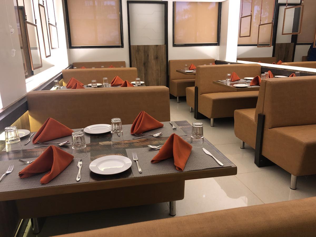 Kyriad Hotel Vijayapura By Othpl Bijapur  Ngoại thất bức ảnh