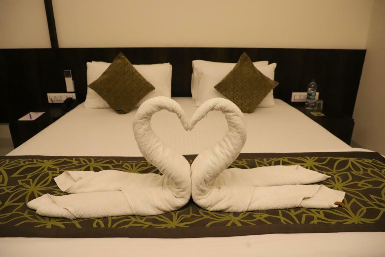 Kyriad Hotel Vijayapura By Othpl Bijapur  Ngoại thất bức ảnh